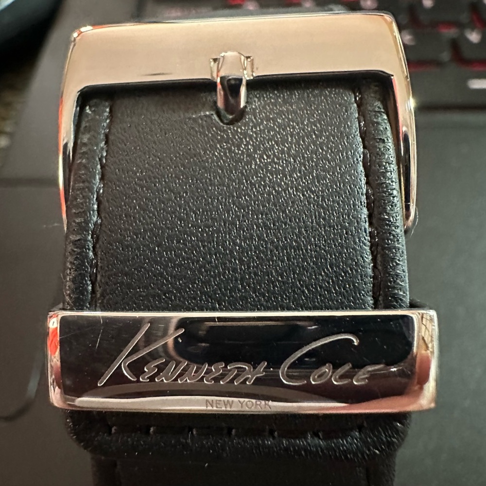 Kenneth Cole Designer Digital Watch - Picture 3 of 4